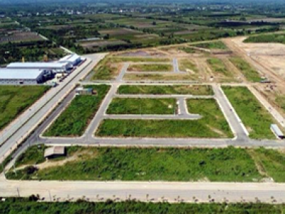 Cần bán lô đất mặt tiền đường nhựa (1)